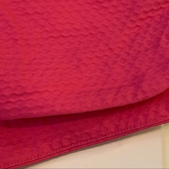 Lilly Pulitzer hot pink jacquard shorts, size 4 - Picture 4 of 7